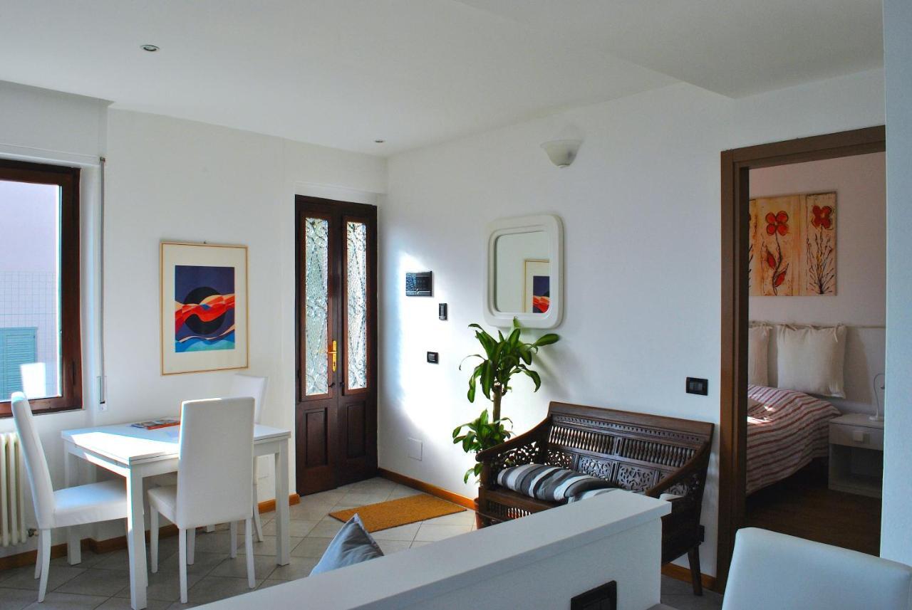 Apartment The Palm With Garden サーラ・コマチーナ エクステリア 写真