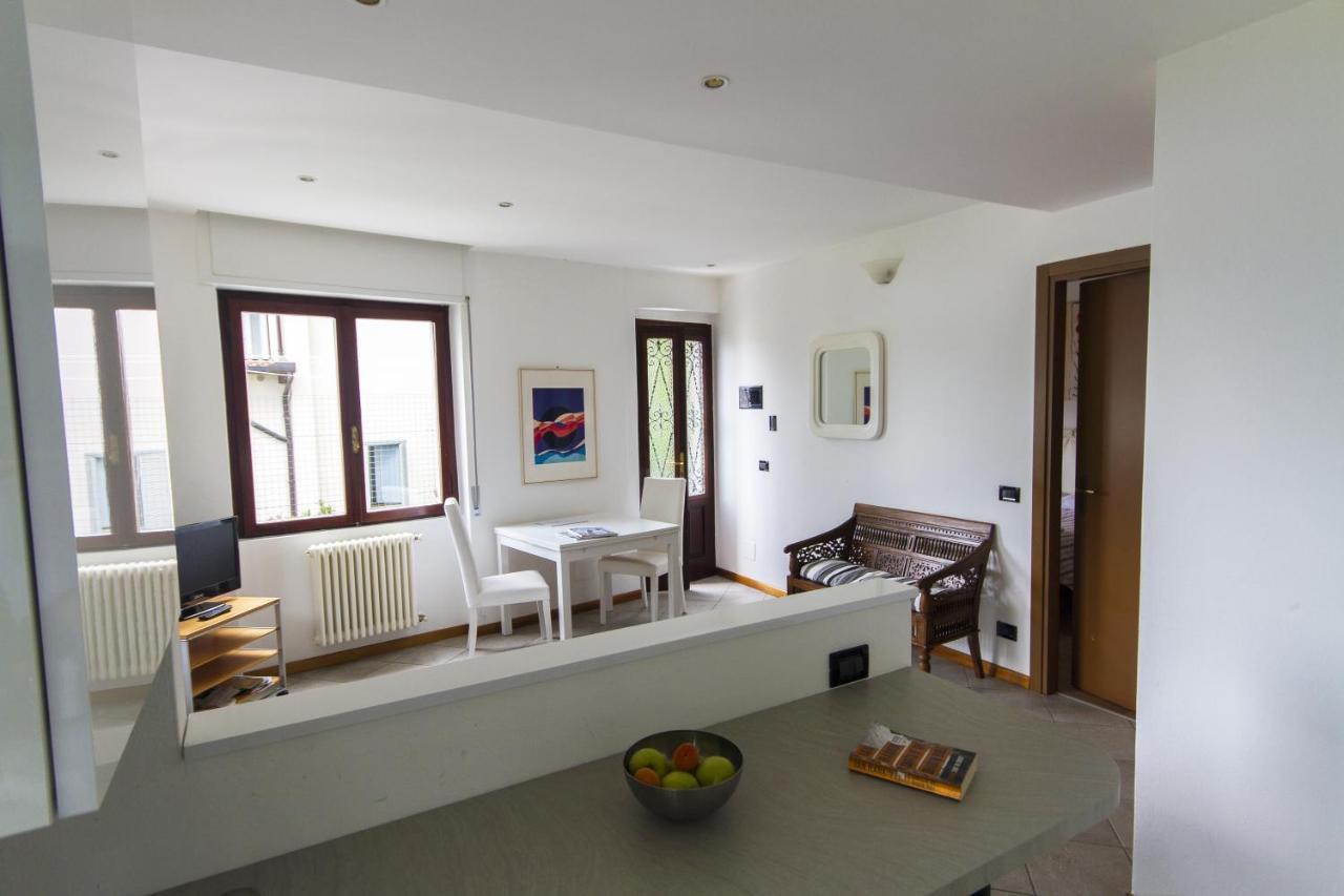 Apartment The Palm With Garden サーラ・コマチーナ エクステリア 写真